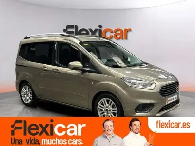 Käytetty Ford Tourneo