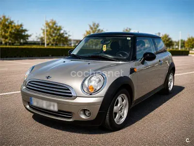 Usado Mini ONE 95 CV (69 kW) 2009 Beige Utilitario