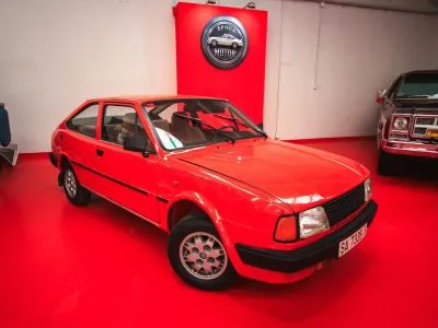 Usado Skoda Rapid 58 CV (42 kW) 1987 Naranjado Coupe