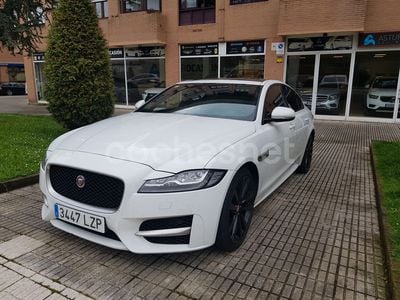Usado Jaguar XF R-Sport 300 CV (220 kW) 2017 Blanco Berlina