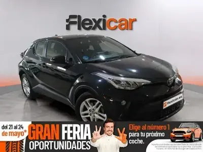Usado Toyota C-HR Active 122 HP (89 kW) 2022 Preto SUV