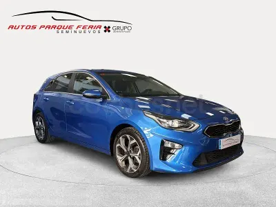 Usado Kia Ceed 120 CV (88 kW) 2021 Azul Utilitario