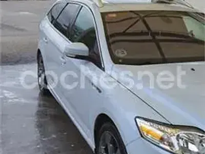 Usado Ford Mondeo Titanium 140 CV (102 kW) 2012 Blanco Familiar