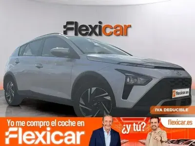 Usado Hyundai Bayon 100 CV (73 kW) 2023 Gris SUV