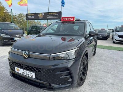 Usado VW Tiguan R-line 193 CV (141 kW) 2025 Negro SUV