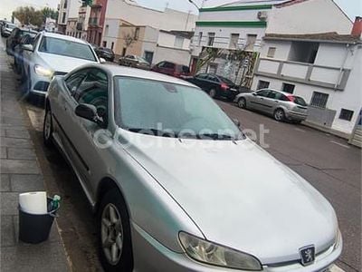 Gris / plata Usado 1999 Peugeot 406 Coupe Coupe | 2500 €