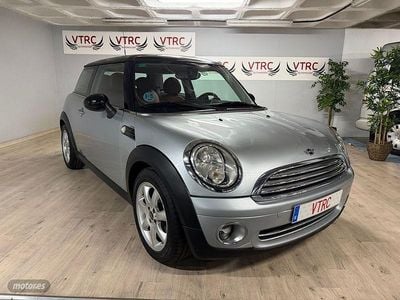 Usado Mini Cooper 95 CV (69 kW) 2010 Plateado Utilitario