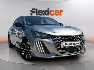 Usado Peugeot 208 Allure 101 CV (74 kW) 2025 Gris Utilitario