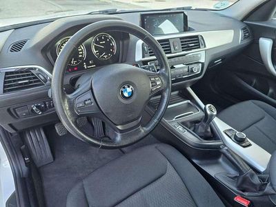 Usado BMW 116 Sport Line 116 HP (85 kW) 2018 Branco Citadino