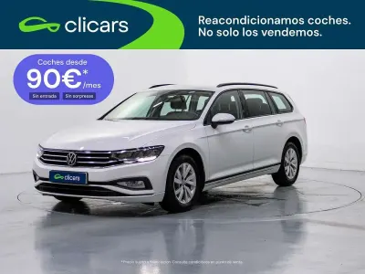 Usado VW Passat Business 122 CV (89 kW) 2022 Blanco Familiar