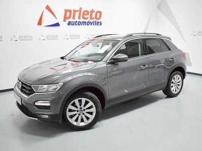 Usado VW T-Roc Advance 115 CV (84 kW) 2021 Gris / plata SUV