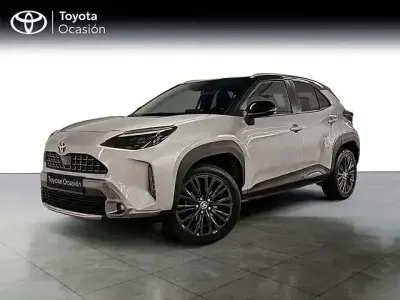 Usado Toyota Yaris Cross 116 CV (85 kW) 2021 Gris SUV