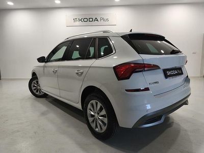 Usado Skoda Kamiq 110 CV (80 kW) 2022 Blanco SUV