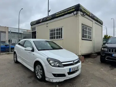 Usado Opel Astra GTC