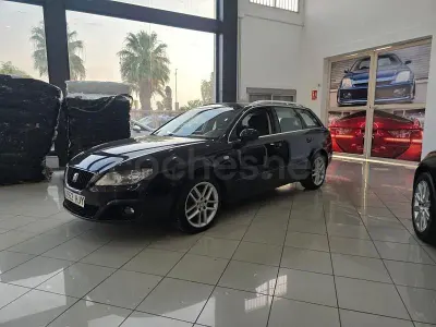 Usado Seat Exeo Reference 120 CV (88 kW) 2011 Negro Familiar