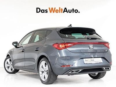 Gris Nuevo 2025 Seat Leon FR Berlina | 22.900 € (Precio justo)