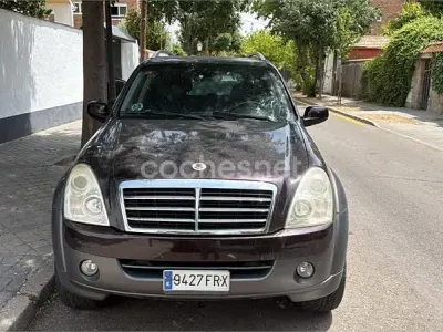 Usado SsangYong Rexton II Limited 165 CV (121 kW) 2007 Granate SUV