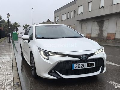 Usado Toyota Corolla Business Edition 122 CV (89 kW) 2021 Blanco Familiar
