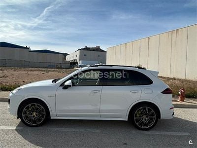 Usado Porsche Cayenne S E-Hybrid Platinum Edition 416 CV (305 kW) 2016 Blanco SUV