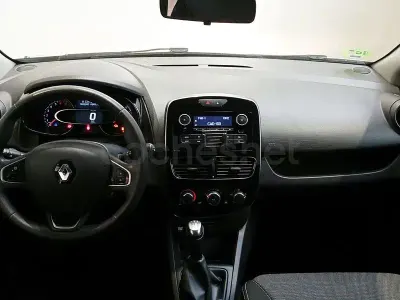 Usado Renault Clio IV Life 75 CV (55 kW) 2017 Blanco Berlina