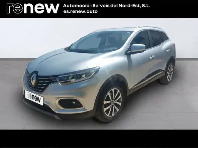 Usado Renault Kadjar Zen 115 CV (84 kW) 2021 Gris / plata SUV