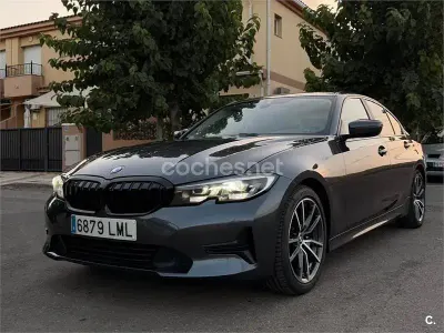 Usado BMW 318 150 CV (110 kW) 2021 Gris / plata Berlina