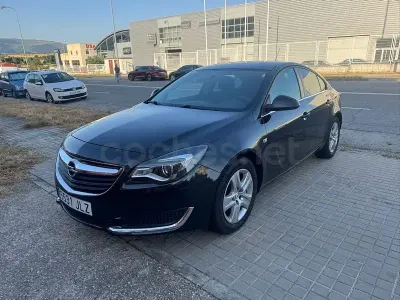 Usado Opel Insignia Excellence 136 CV (100 kW) 2016 Negro Berlina