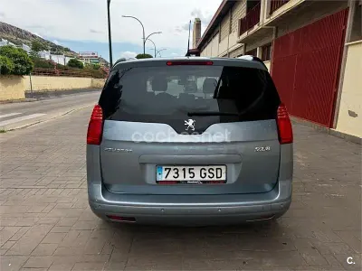 Usado Peugeot 5008