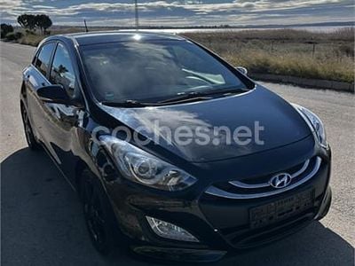 Negro Usado 2014 Hyundai i30 Base Berlina | 9500 € (Un poco caro)