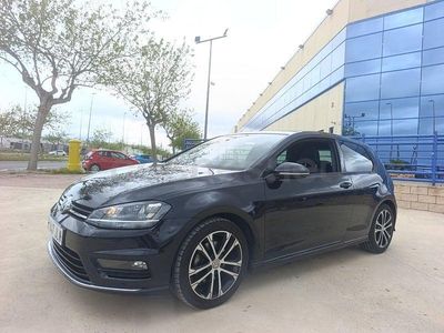 Usado VW Golf VII Sportline 116 CV (85 kW) 2016 Negro Berlina