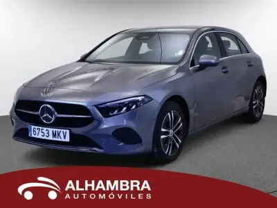 Usado Mercedes A250 218 CV (160 kW) 2024 Gris Berlina