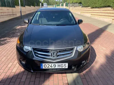 Usado Honda Accord Executive 150 CV (110 kW) 2011 Beige Berlina