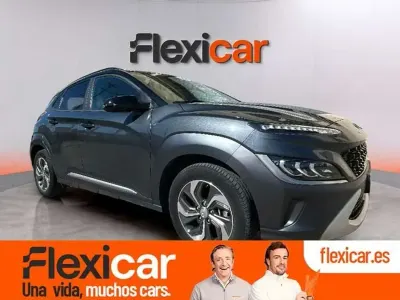 Usado Hyundai Kona 141 CV (103 kW) 2022 Gris SUV