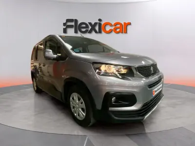 Usado Peugeot Rifter Allure 110 CV (80 kW) 2019 Gris Monovolumen