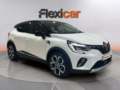 Używany Renault Captur Evolution 140 KM (102 kW) 2022 Biały SUV
