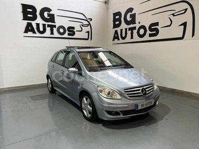 Mercedes B180