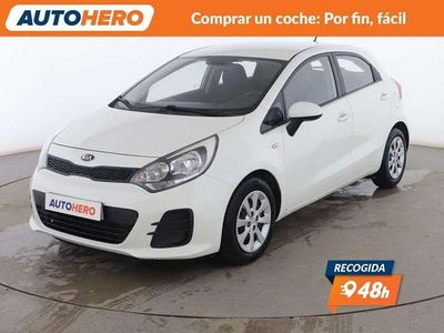 Usado Kia Rio 85 CV (62 kW) 2015 Blanco Utilitario