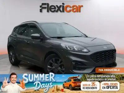 Usado Ford Kuga ST-Line 120 CV (88 kW) 2024 Gris SUV