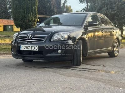Usado Toyota Avensis Executive 177 CV (130 kW) 2007 Negro Berlina
