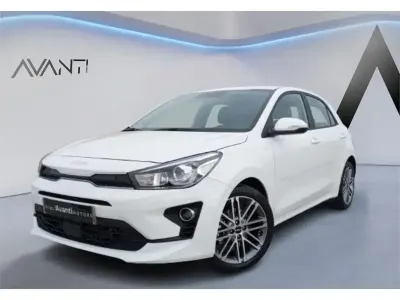 Usado Kia Rio Sport 100 HP (73 kW) 2022 Branco Sedan