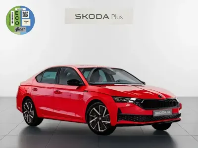 Usado Skoda Octavia SportLine 150 CV (110 kW) 2025 Rojo Berlina