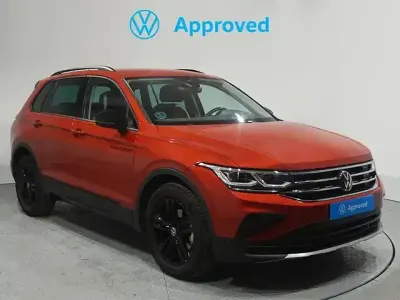 Käytetty VW Tiguan Sport 150 HP (110 kW) 2023 Punainen Katumaasturi