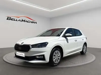 Usado Skoda Fabia Essence 80 CV (58 kW) 2024 Blanco Utilitario