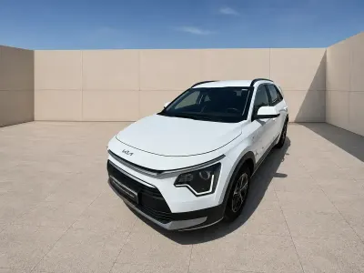 Usado Kia Niro 129 CV (94 kW) 2025 Blanco SUV