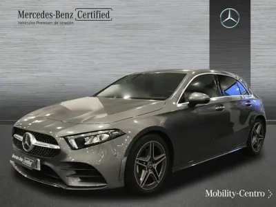 Usado Mercedes A200 AMG line 150 CV (110 kW) 2022 Mountaingrau  met. Berlina