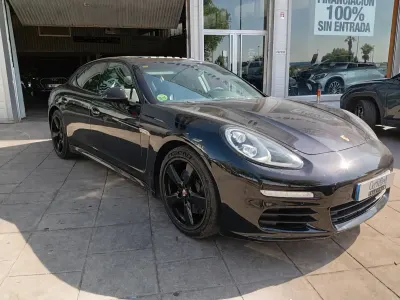 Usado Porsche Panamera Diesel 300 CV (220 kW) 2014 Negro Utilitario