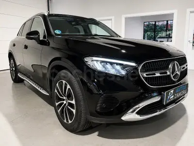 Usado Mercedes GLC220 197 CV (144 kW) 2024 Negro SUV