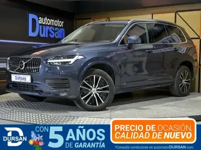 Usado Volvo XC90 Momentum 235 CV (172 kW) 2021 Azul SUV