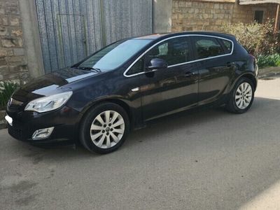 usado Opel Astra 1.7 CDTi 125 CV cosmo 5p