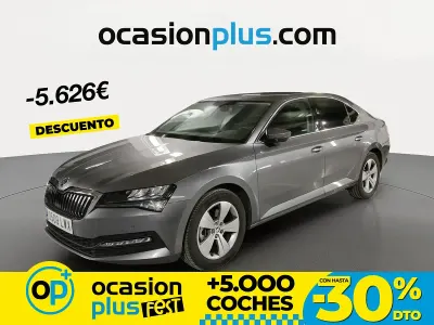 Begagnad Skoda Superb Ambition 150 HK (110 kW) 2022 Grå Sedan